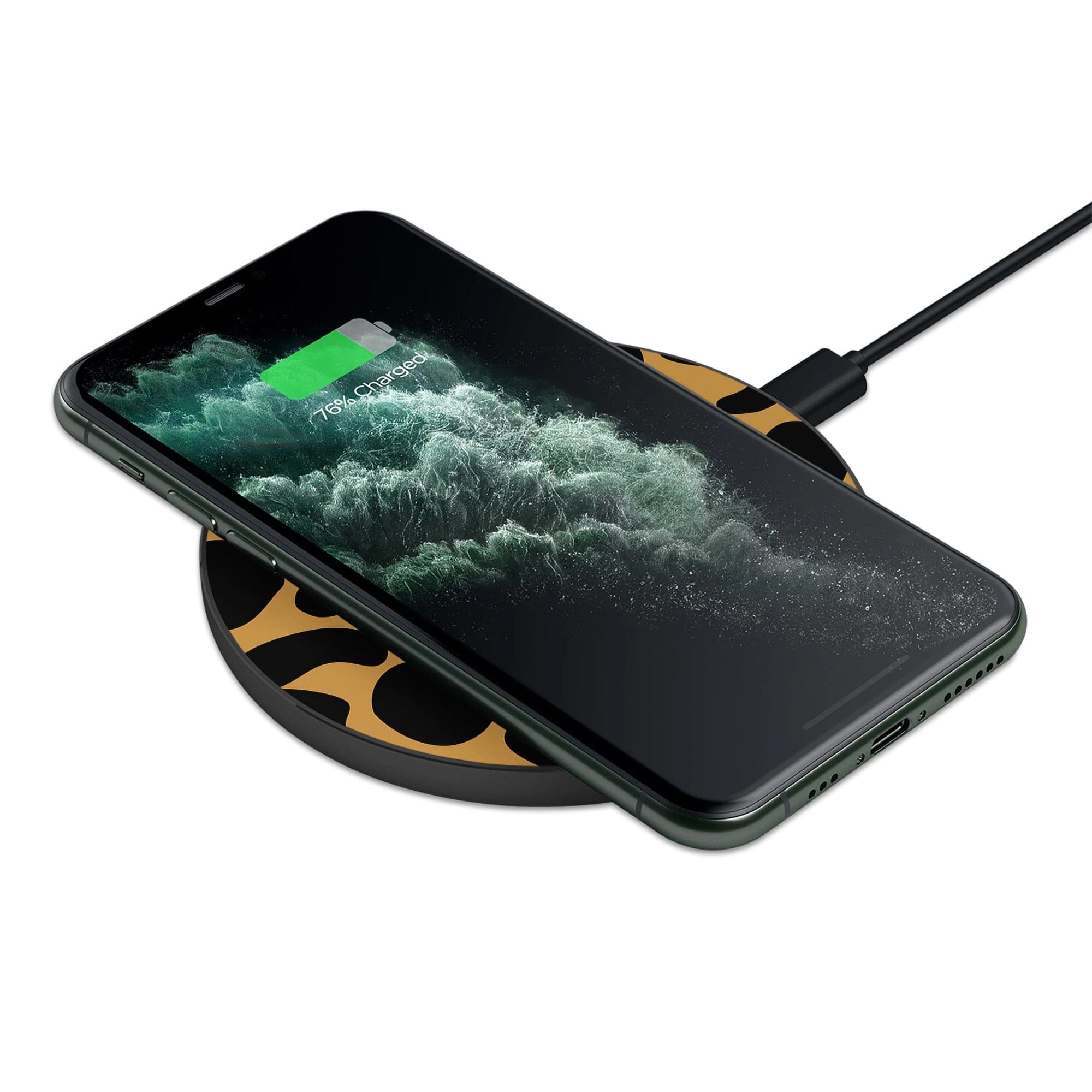 Long Reach | Giraffe Print Wireless Charging Pad in Black